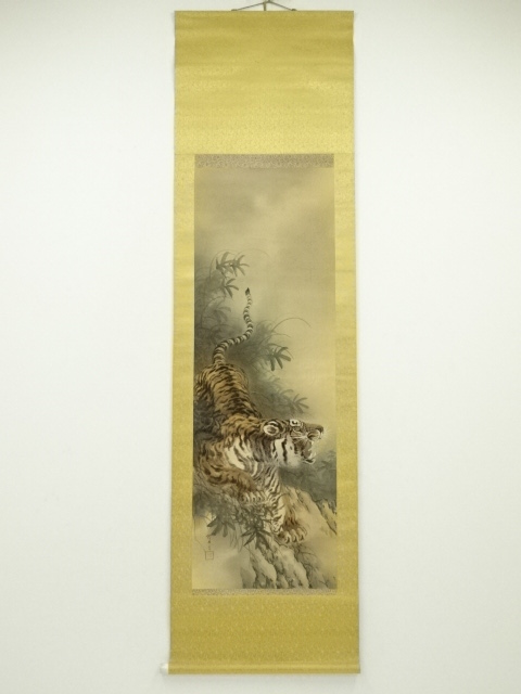 JAPANESE HANGING SCROLL / HAND PAINTED / CALLIGRAPHY WILD TIGER